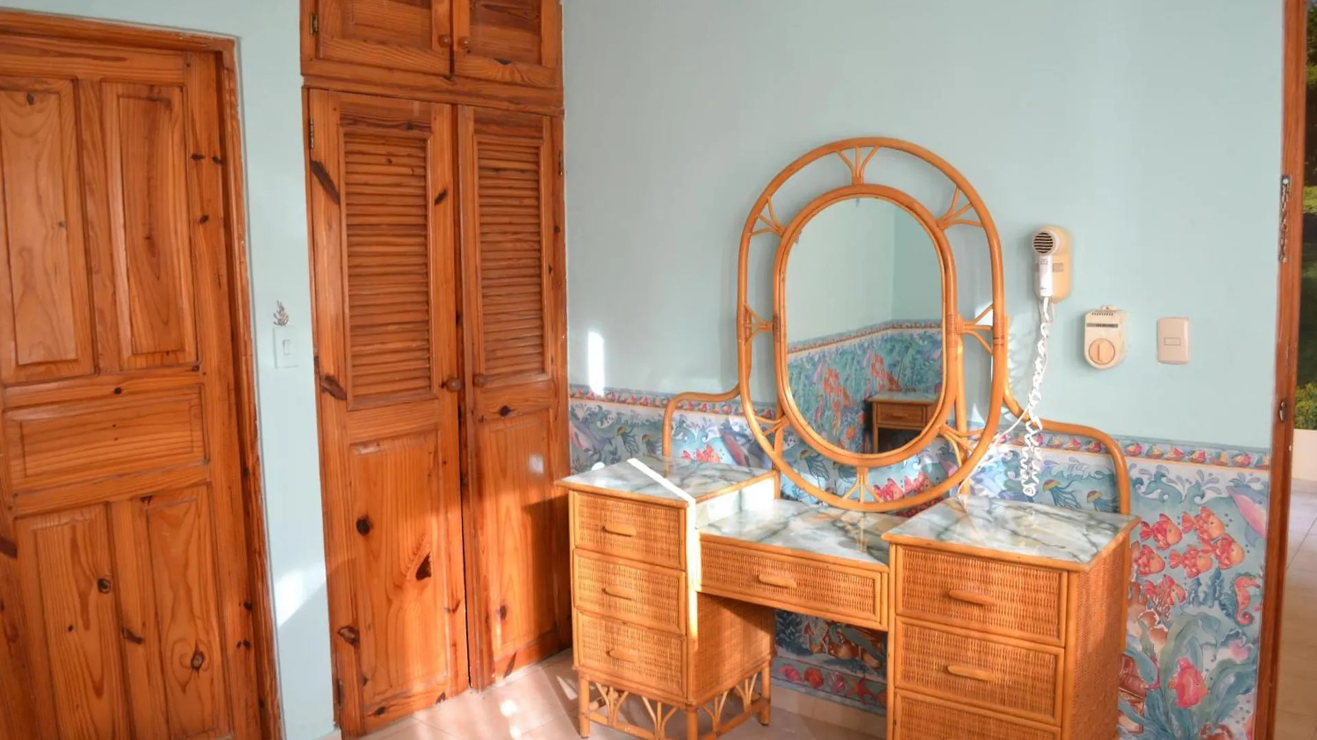 Apartment With A Large Living Room. Swimming Pool. In Downtown. Sosúa
